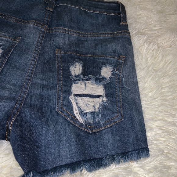 NWT Distressed Shorts 🏷 - Picture 5 of 8